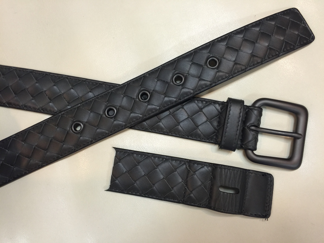 ボッテガベルトサイズ直し