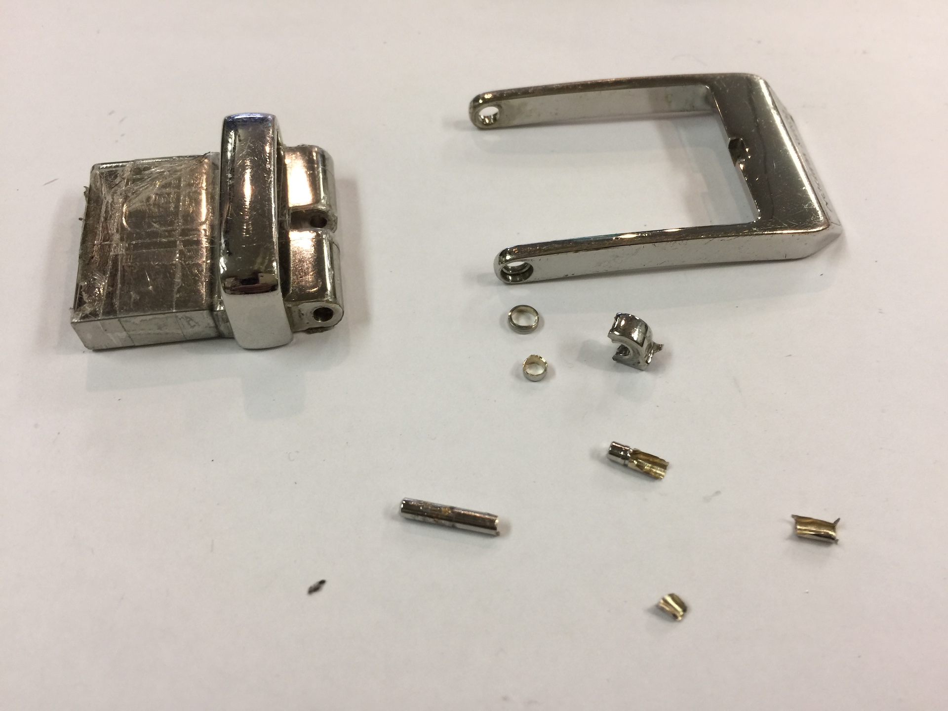 ベルトバックル修理