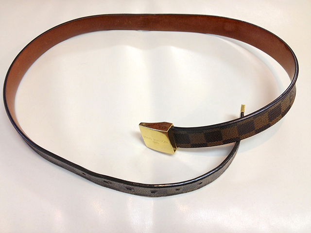 ルイ・ヴィトン皮ベルト修理
