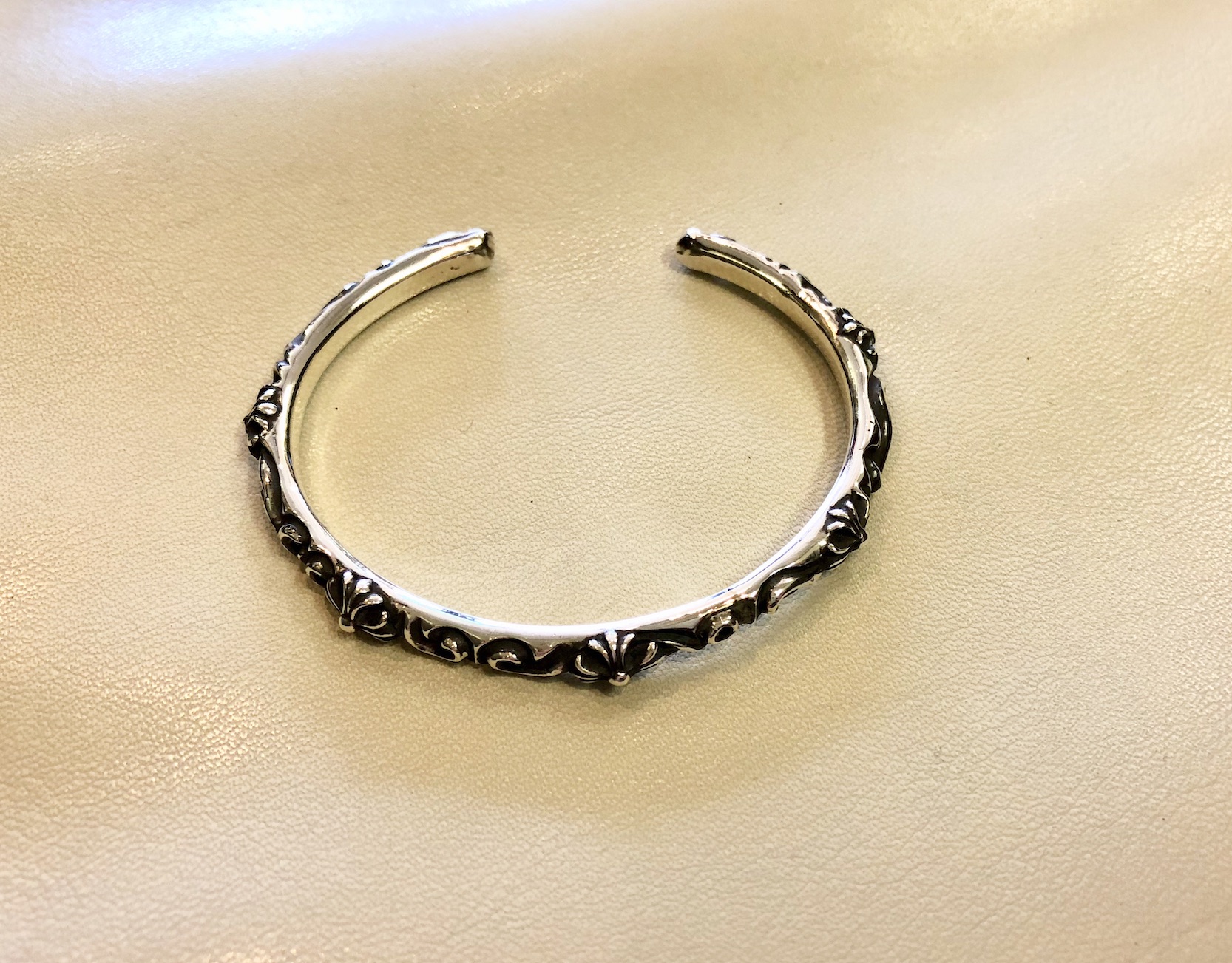 CHROME HEARTS(クロムハーツ)バングル