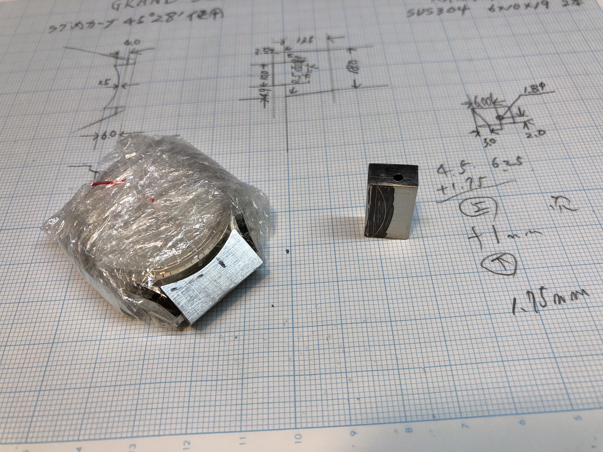 弓カンの制作中