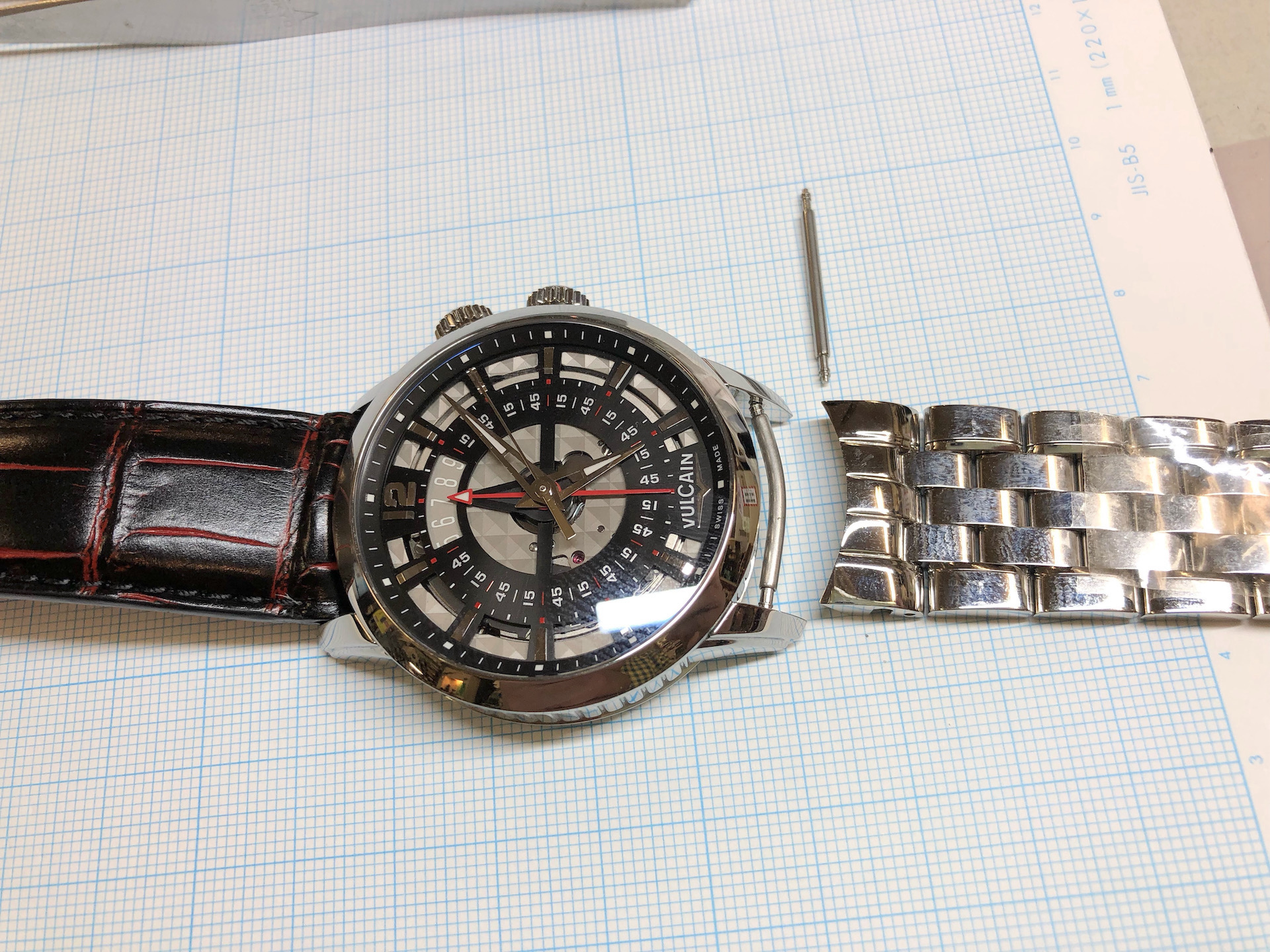 弓カンの図面を引くところ