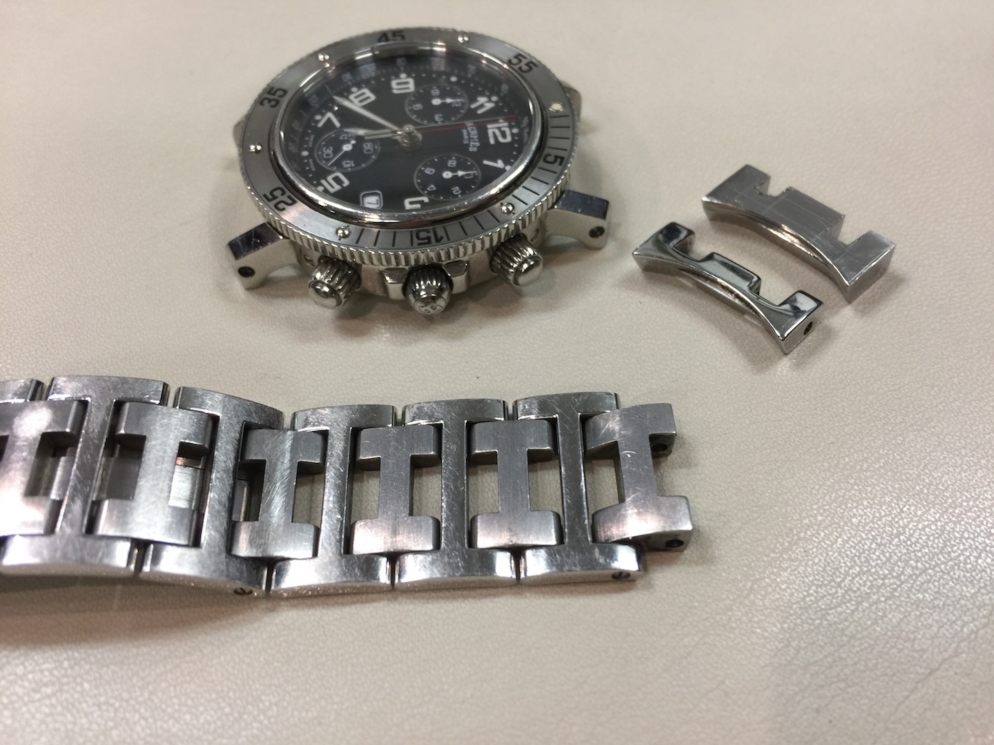 時計：HERMES（エルメス）クロノ