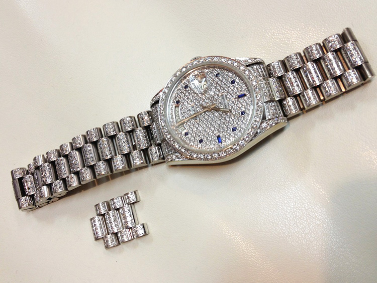 時計：ROLEX DAY DATE（ロレックス デイデイト）ダイヤ修復修理